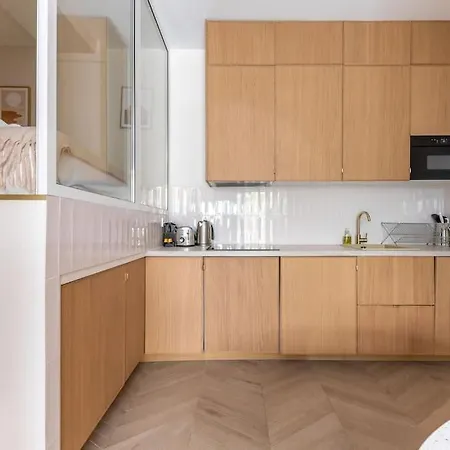 Elegant 4-Star Stay In Central Paris - Suite Apart Exterior photo
