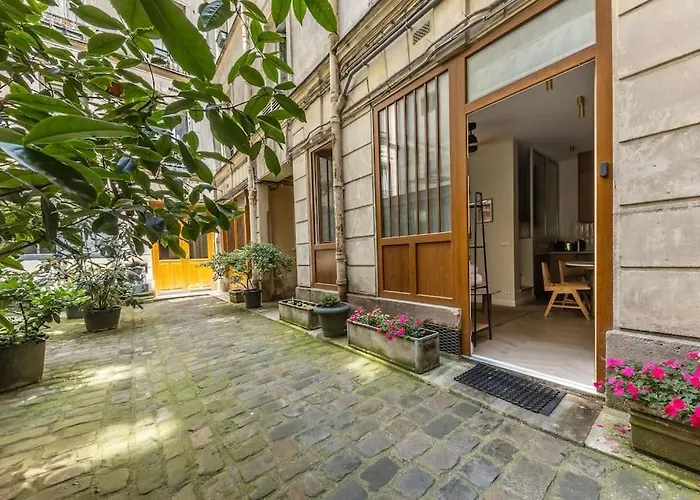 Elegant 4-Star Stay In Central Paris - Suite Apart