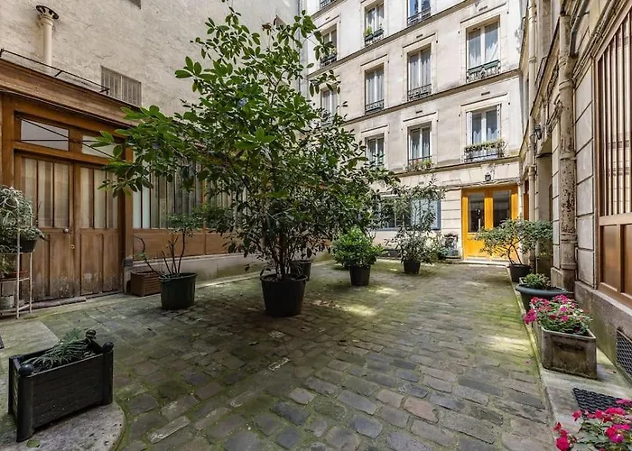 Elegant 4-Star Stay In Central Paris - Suite Apart