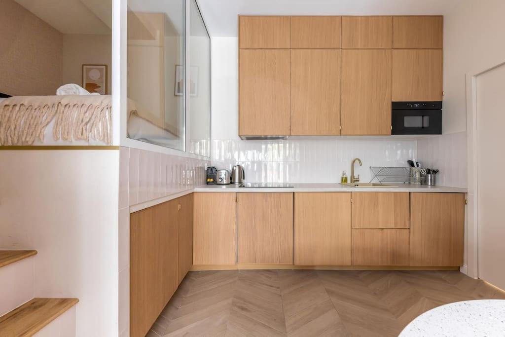 Elegant 4-star In - *